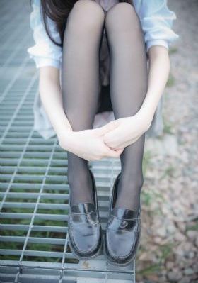 天天操天天插天天射-免费高清完整版观看