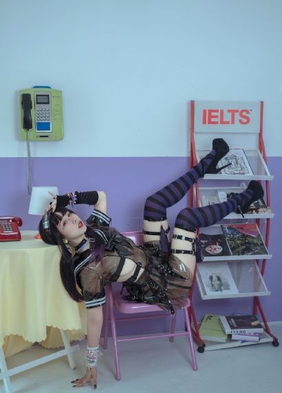 亚洲最新一卡二卡三卡四卡-枪版超清免费观看